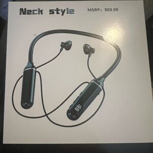 HEADPHONES NECKBAND NECK STYLE SPORTS BLUETOOTH VERSION LED DIGITAL DISPLAY NIB